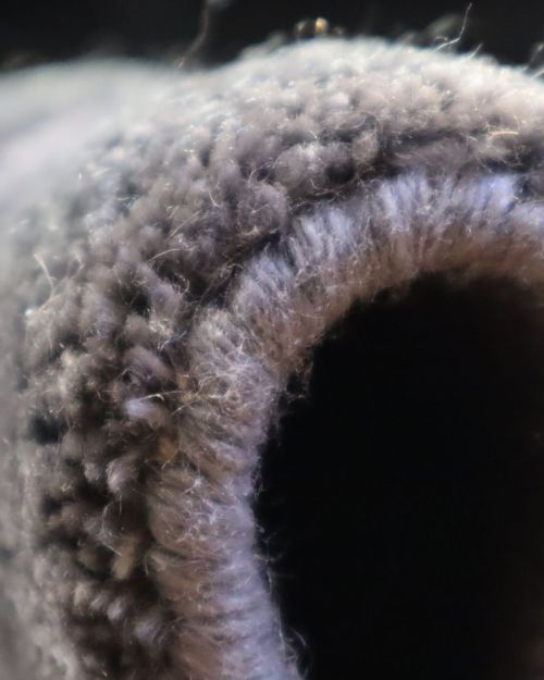 Hand Tufted Oval Grey
