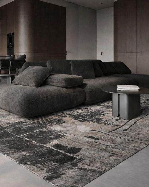 Valentino Revolution 2